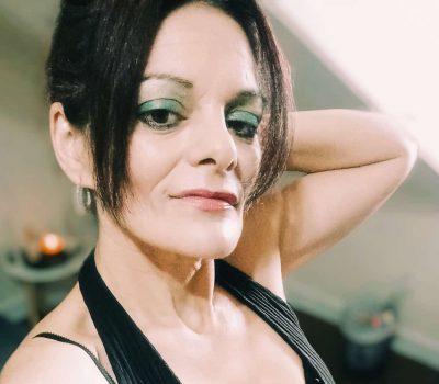 Gallega en Vigo. Fiestera simpática y cariñosa