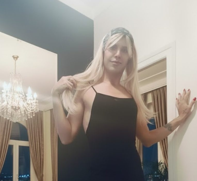 Brenda Masajista femboy profesional Barcelona