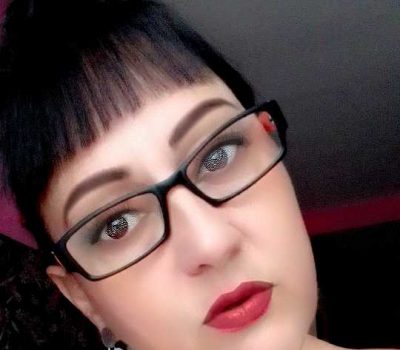 AMA DE CASA ESPAÑOLA.