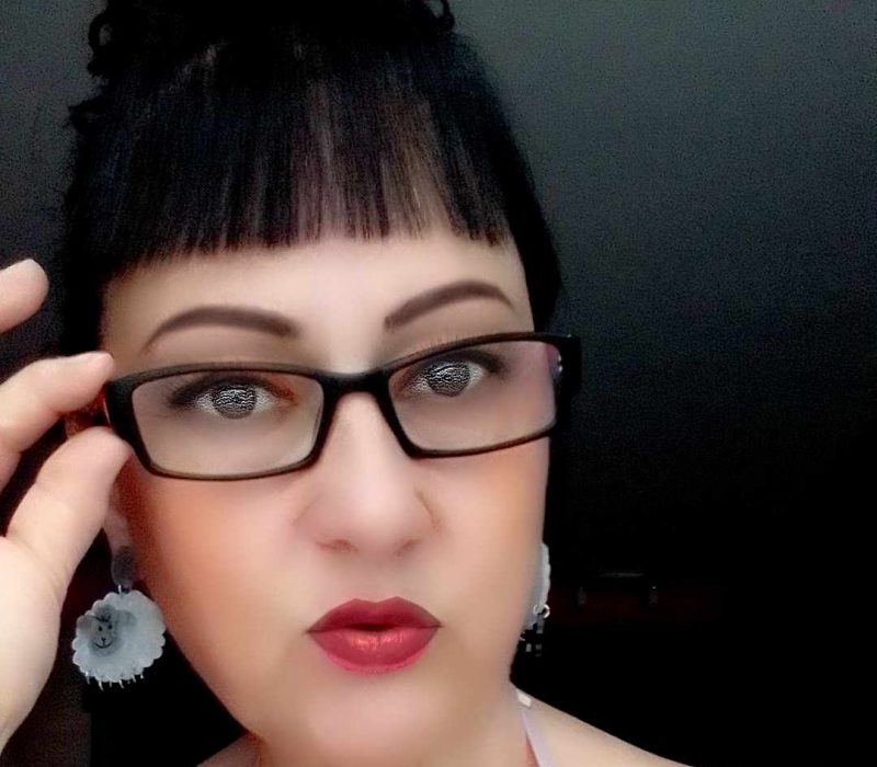 AMA DE CASA ESPAÑOLA.