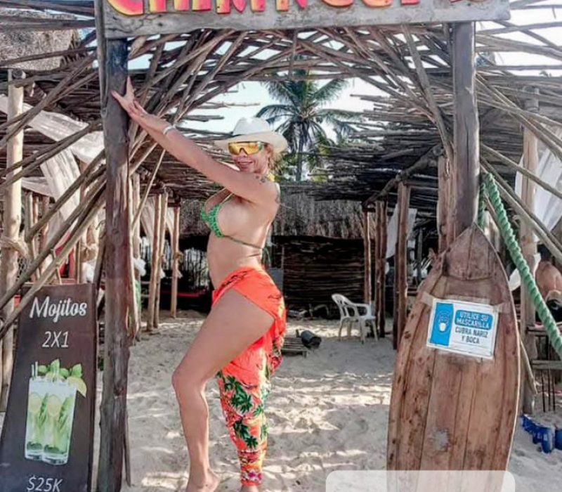 Trans femenina viciosa mamadas apelo hasta el final