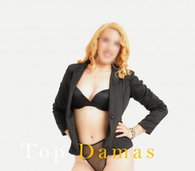 LAIA, Extrovertida abierta y sexy CATALANA