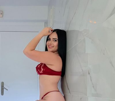 MIA, MÁS DE LO QUE SOÑABAS