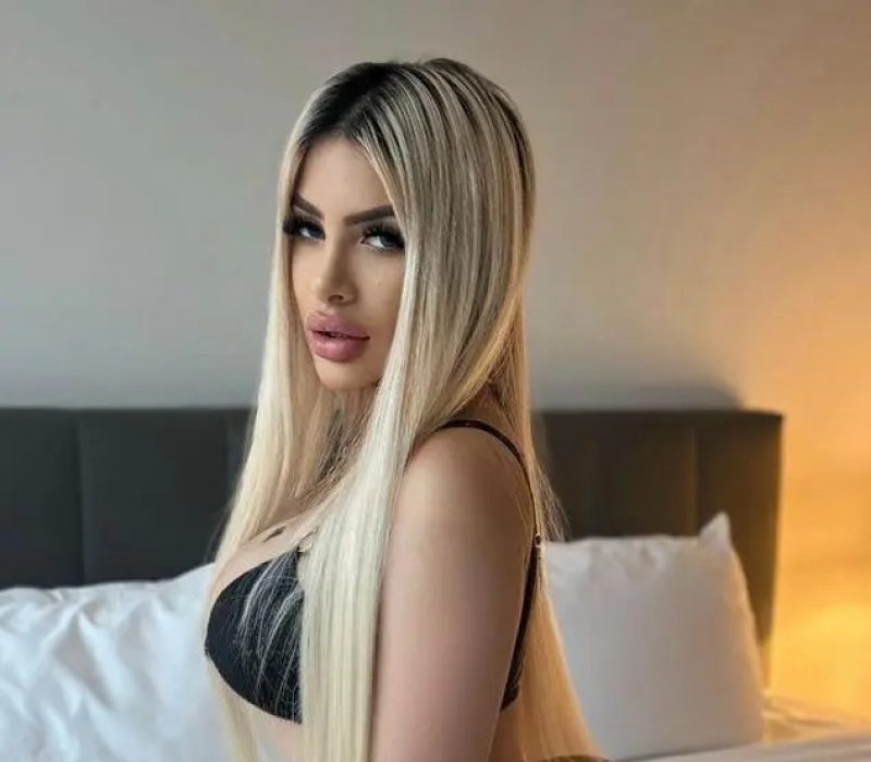 NOVEDAD VERONICA DIOSA DEL SEXO COMPLACIENTE LUJURIOSA