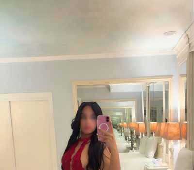 Baby, hermosa y desinhibida